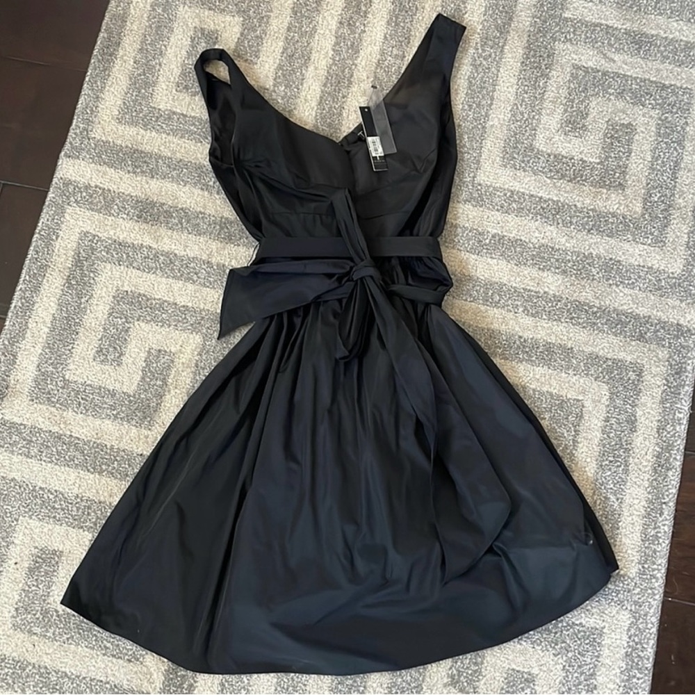 Tahari taffeta dress with bow NWT Size 8